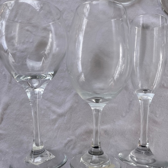 Wine Glasses - Picture 2 of 2
